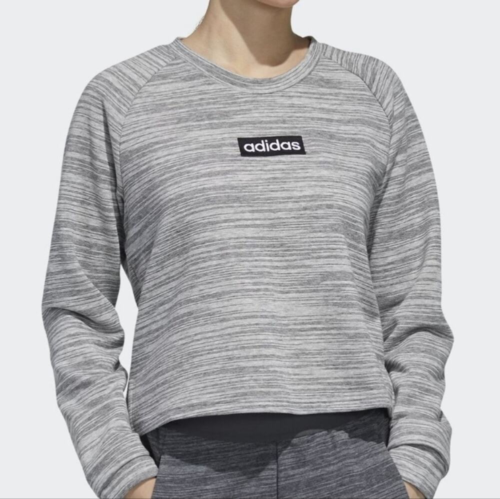 Adidas Crop Sweatshirt XS Heathered Gray, Long Sleeve, Athleisure Streetwear